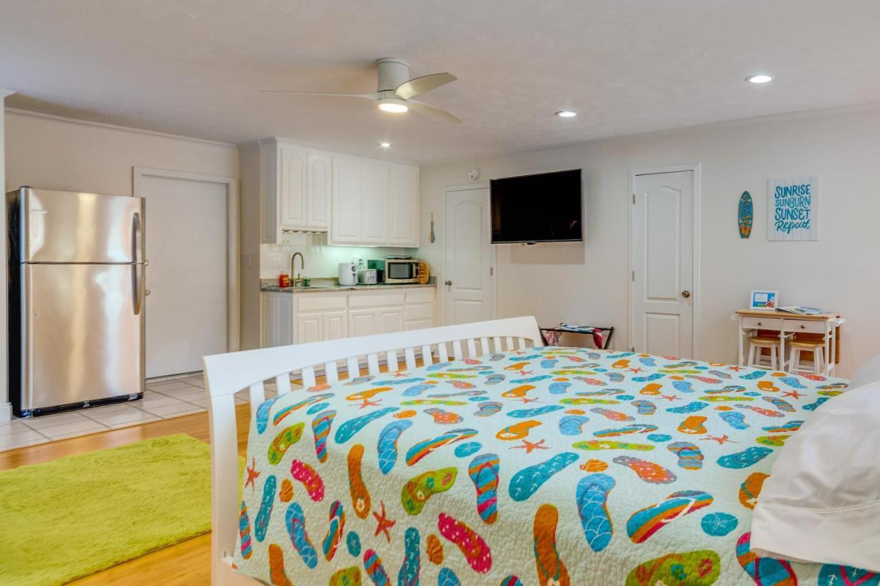 Gulf Breeze Vacation Rental For 2 With Pool Access! المظهر الخارجي الصورة